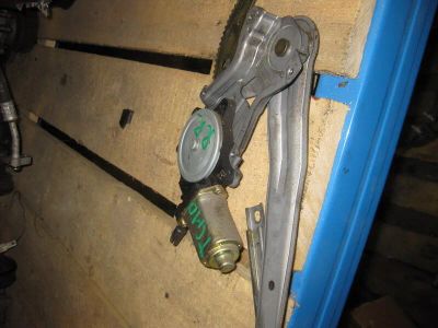 Лот: 20902762. Фото: 1. Стеклоподъемник Nissan Bluebird... Двигатель и элементы двигателя