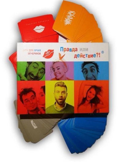 Лот: 12317363. Фото: 1. Настольная игра Правда или действие... Настольные игры, карты