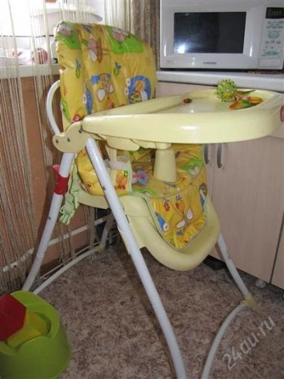 Лот: 2212815. Фото: 1. Стульчик для кормления. Стульчики для кормления