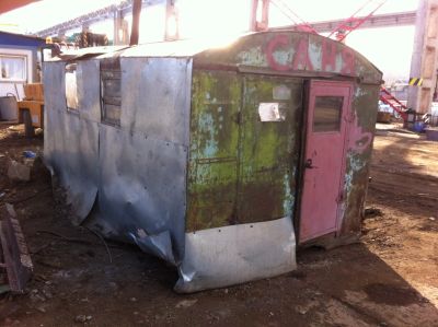 Лот: 13429513. Фото: 1. Вагончик с печкой. Бытовки, вагончики строительные
