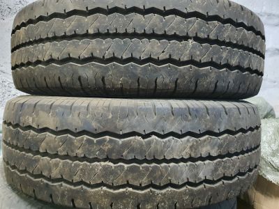 Лот: 20336205. Фото: 1. 2 шины вроде грузовые Hankook... Шины