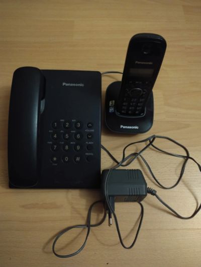 Лот: 18715579. Фото: 1. Стационарные телефоны Panasonic. DECT и радиотелефоны