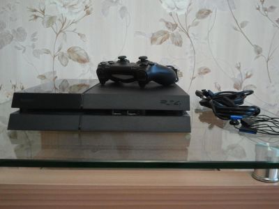 Лот: 5627952. Фото: 1. Sony PlayStation 4 500gb. Игровые приставки, консоли
