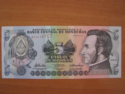 Лот: 3100863. Фото: 1. Гондурас 5 лемпира 2010 года... Америка