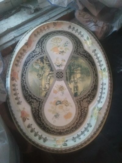 Лот: 17847753. Фото: 1. Декоративный жестяной поднос... Предметы интерьера и быта