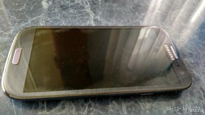 Лот: 9896940. Фото: 1. Samsung Galaxy S3 i9300 Pebble... Смартфоны