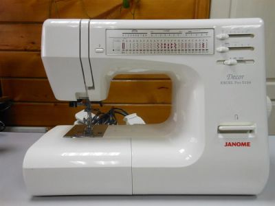 Лот: 3213738. Фото: 1. Швейная машина Janome Decor Excel... Швейная, вязальная