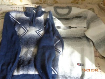 Лот: 7100523. Фото: 1. две теплые мужские кофты 46-48... Свитеры, толстовки, худи