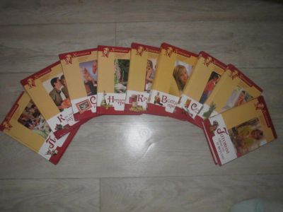 Лот: 4893217. Фото: 1. Серия книг "Хозяюшка" (11шт). Другое (литература, книги)