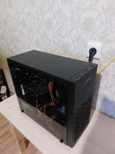 Лот: 20257303. Фото: 1. Системный блок LGA 1200 Intel... Компьютеры в сборе