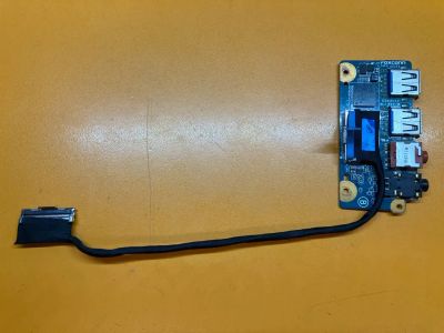 Лот: 20231841. Фото: 1. Б/У плата с разъемами USB и Audio... Платы расширения, контроллеры, доп. порты