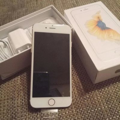 Лот: 9922981. Фото: 1. Iphone 6s Rose gold 16 gb. Другое (смартфоны, связь, навигация)