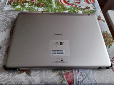 Лот: 19855182. Фото: 1. Планшет Huawei Mediapad T3 10". Планшеты