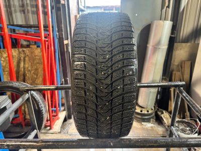Лот: 25717787. Фото: 1. (1шт.) 235-40-18 Michelin X-Ice... Шины