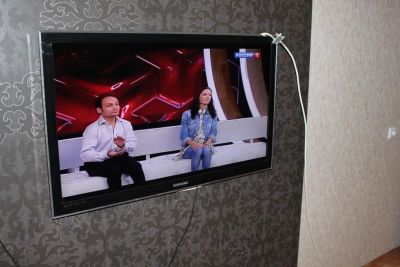 Лот: 4417456. Фото: 1. LED телевизор samsung UE40C6000QW. Телевизоры