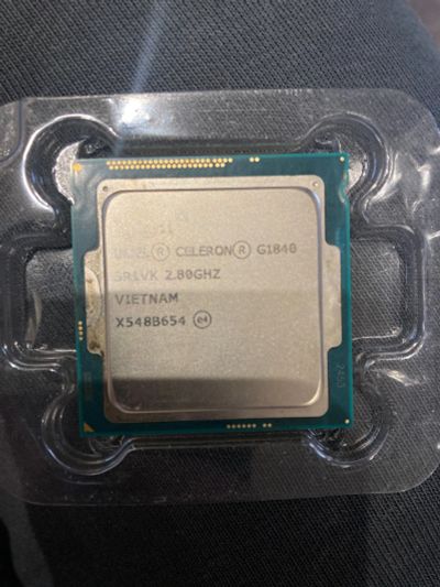 Лот: 20297623. Фото: 1. Процессор Intel Celeron G1840... Процессоры