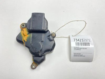 Лот: 21112506. Фото: 1. Крышка КПП Honda Stream 2001 21720PRP010... Кузов