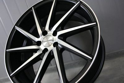 Лот: 11154575. Фото: 1. Vossen cvt ! 5\114.3 Черные с... Диски