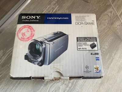 Лот: 15859203. Фото: 1. Видеокамера Sony handycam DCR-SX44E. Видеокамеры