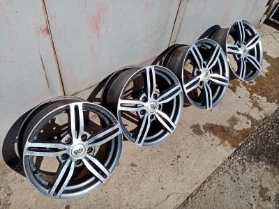 Лот: 15759922. Фото: 1. Литье R15 5*114.3 et38 6.5j Легкосплавные... Диски