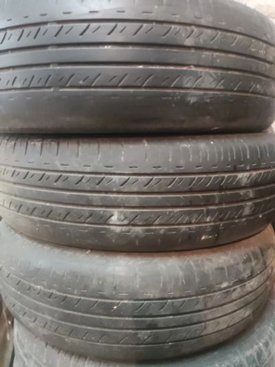 Лот: 20318011. Фото: 1. Шины Bridgestone sneaker 185 70... Шины
