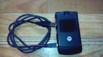Лот: 5712554. Фото: 1. Motorola Razr V3. Кнопочные мобильные телефоны