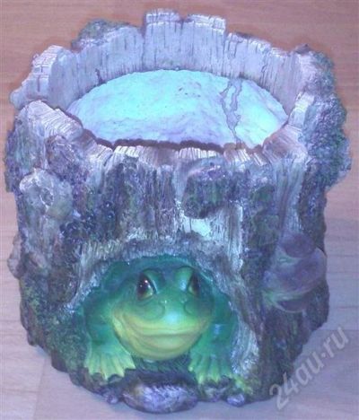 Лот: 685459. Фото: 1. Горшок для цветов Красивый с лягушкой. Кашпо, горшки, вазоны для цветов