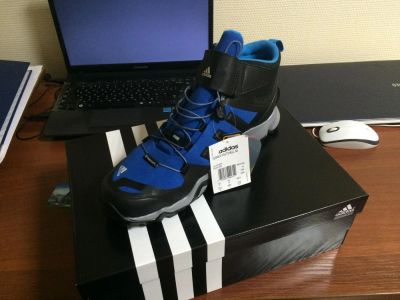 Лот: 4604665. Фото: 1. Кроссовки adidas terrex абсолютно... Кеды, кроссовки, слипоны