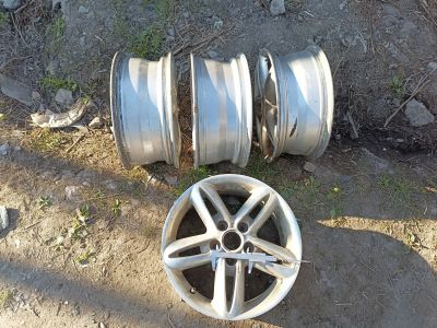 Лот: 25393352. Фото: 1. Диски от саньёнга. Колпаки