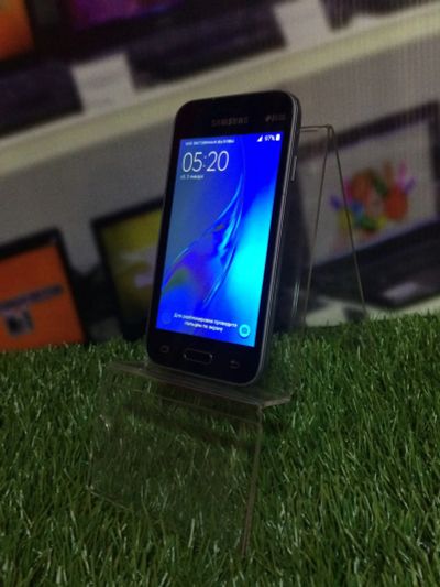 Лот: 17043150. Фото: 1. смартфон samsung galaxy j1 mini... Смартфоны