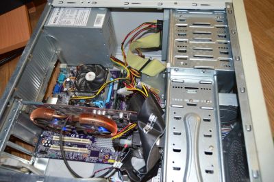 Лот: 6775441. Фото: 1. 2 ядра AMD 4400+/2Гига памяти... Компьютеры в сборе