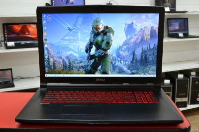 Лот: 16795553. Фото: 1. MSI GV72 (17.3" /Intel Core i7-7700HQ... Ноутбуки