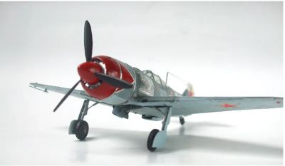 Лот: 21588687. Фото: 1. Сборная модель самолёта (1/72... Игрушки