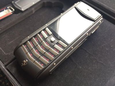 Лот: 7600983. Фото: 1. Vertu Ascent Ferrari Nero Black. Кнопочные мобильные телефоны