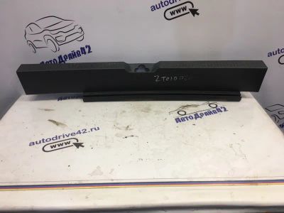 Лот: 21716313. Фото: 1. накладка замка багажника Toyota... Двигатель и элементы двигателя