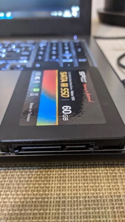 Лот: 15504891. Фото: 1. SSD SP 60 GB Velox V55. SSD-накопители