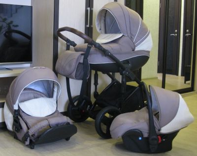 Лот: 13433423. Фото: 1. Коляска 3 в 1 Tutis Zippy Mimi... Коляски