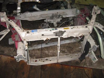 Лот: 20895645. Фото: 1. Рамка радиатора Toyota Ist NCP60... Двигатель и элементы двигателя