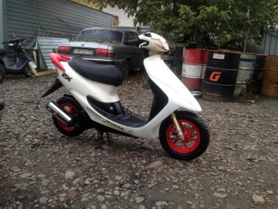 Лот: 11593058. Фото: 1. Honda Dio AF 35 ZX "50 Anniversary... Мотороллеры, мопеды