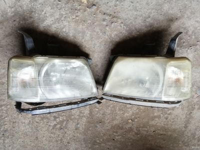 Лот: 14711593. Фото: 1. Фары Honda stepwgn RF3. Оптика и освещение