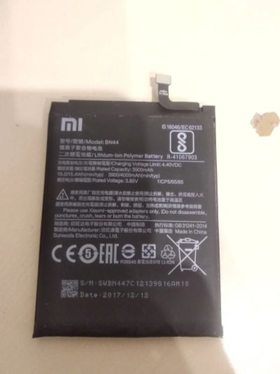 Лот: 15216921. Фото: 1. Аккумулятор Xiaomi Redmi 5 plus. Аккумуляторы