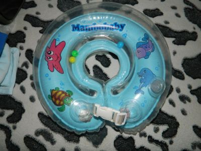 Лот: 4569285. Фото: 1. круг для купания mambobaby. Ванночки, сиденья, горшки
