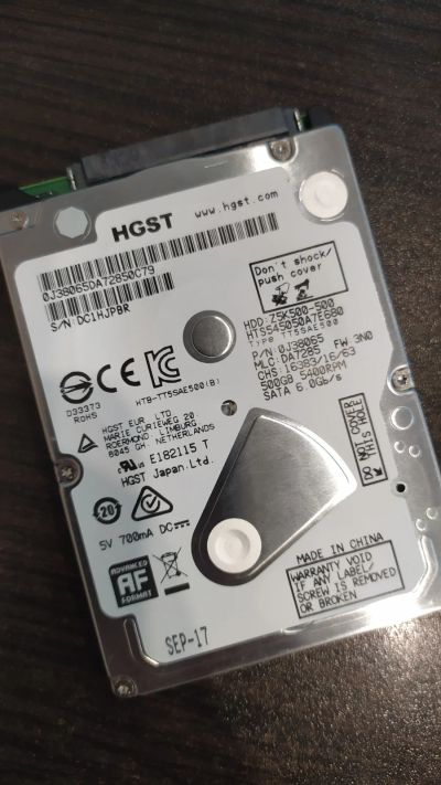 Лот: 16164229. Фото: 1. Hitachi Travelstar Z5K500-500... Жёсткие диски (HDD)