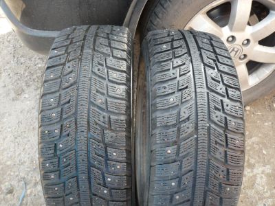 Лот: 10220345. Фото: 1. Шины зима Kumho 205/55/16. Шины