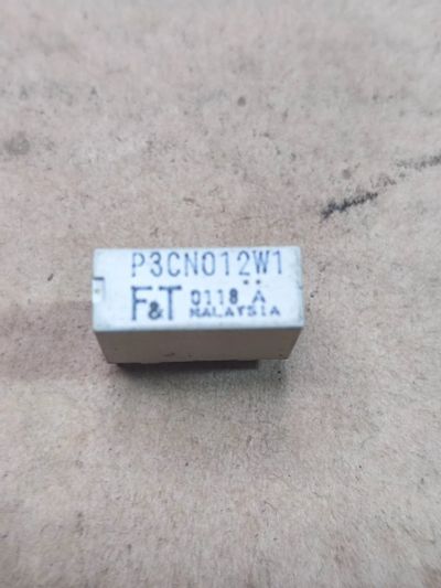 Лот: 19486631. Фото: 1. Реле 5 pin p3cn012w1. Реле, тумблеры, переключатели