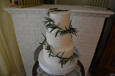 Лот: 17859961. Фото: 1. ТорТ Свадебный с веткой Эвкалипта... Торты, пирожные