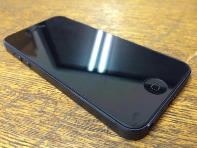 Лот: 5660891. Фото: 1. Apple iPhone 5 black 16gb. Смартфоны
