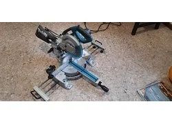 Лот: 18358248. Фото: 1. Торцовочная пила Makita LS 0815... Электроинструмент