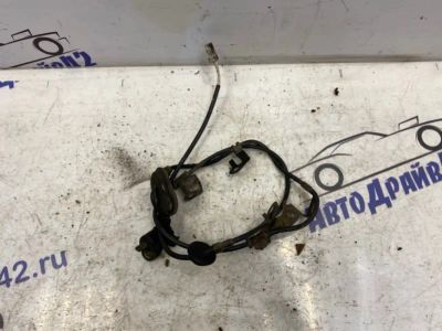 Лот: 21715072. Фото: 1. датчик abs Mazda Demio DW3W. Двигатель и элементы двигателя