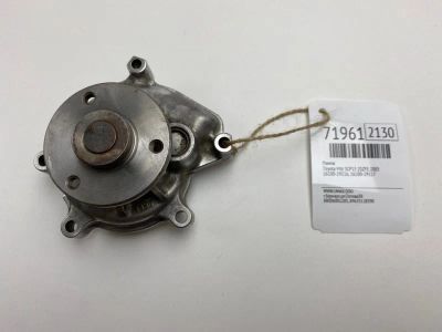 Лот: 21113358. Фото: 1. Помпа Toyota Vitz 2005 1610029116... Двигатель и элементы двигателя